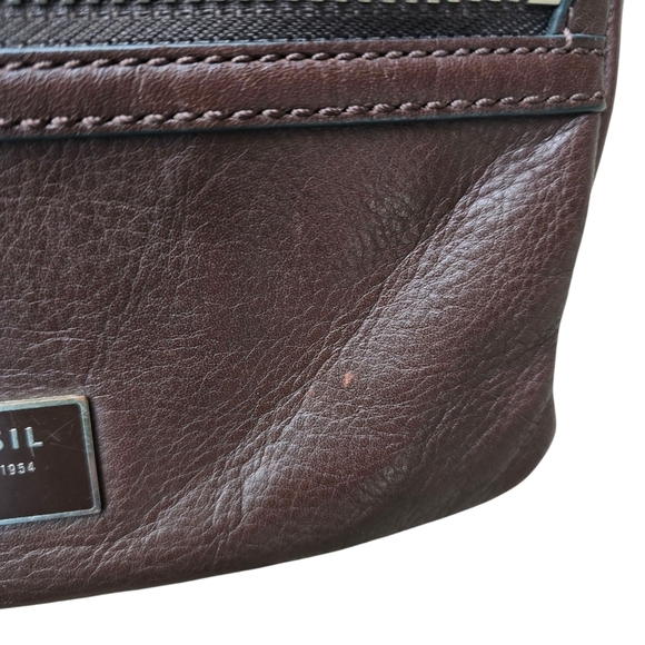 Fossil Dawson Brown Genuine Cow Hide Leather Double Zip Crossbody Bag - Picture 3 of 5